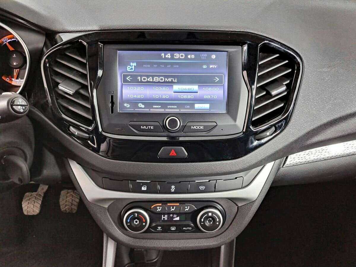 Лада (ВАЗ) Веста б/у, 2019, Механическая. Фото: #12