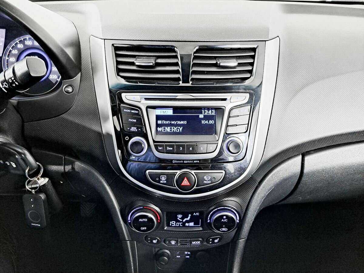 Хендай Солярис б/у, 2015, Механическая. Фото: #12