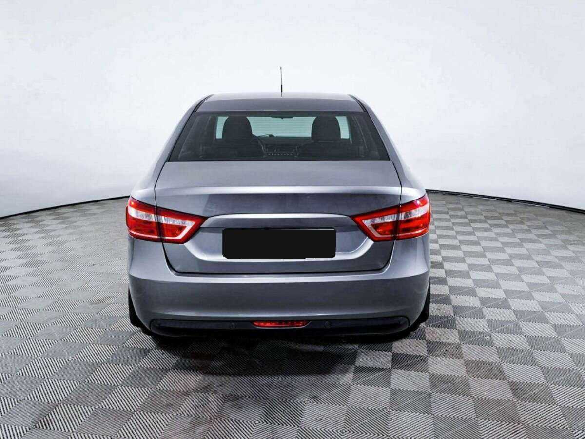 Лада (ВАЗ) Веста б/у, 2017, Механическая. Фото: #5