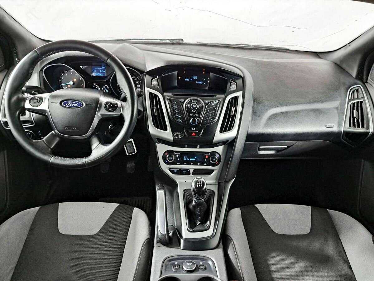 Форд Фокус б/у, 2012, Механическая. Фото: #11