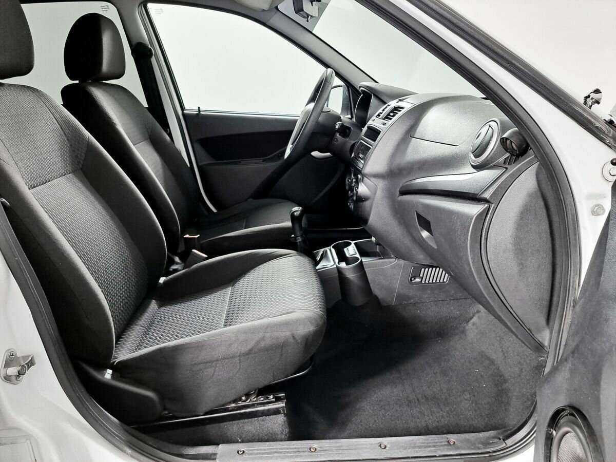 Лада (ВАЗ) Калина б/у, 2015, Механическая. Фото: #7