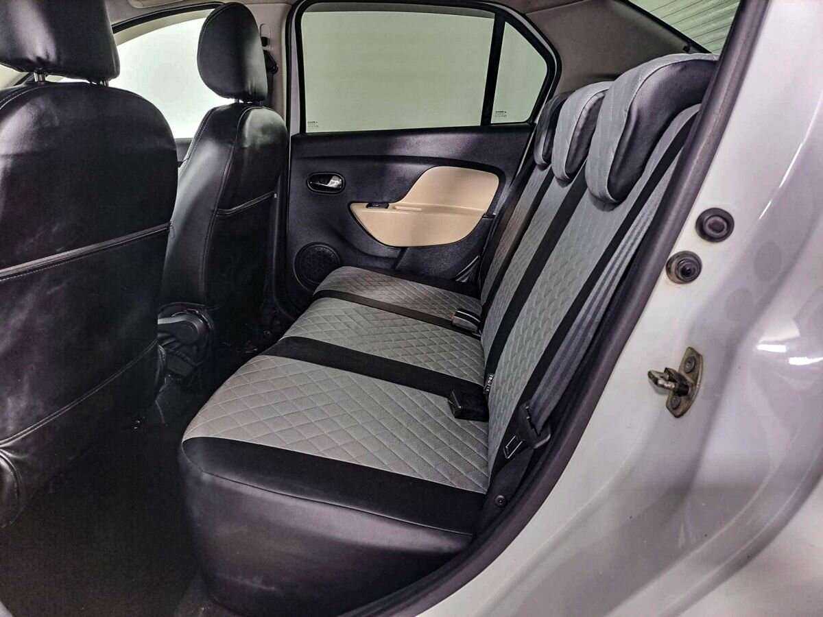 Рено Логан б/у, 2016, Механическая. Фото: #9