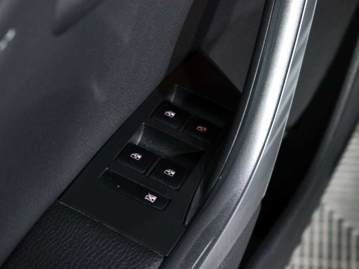 Опель Астра б/у, 2013, Автоматическая. Фото: #14