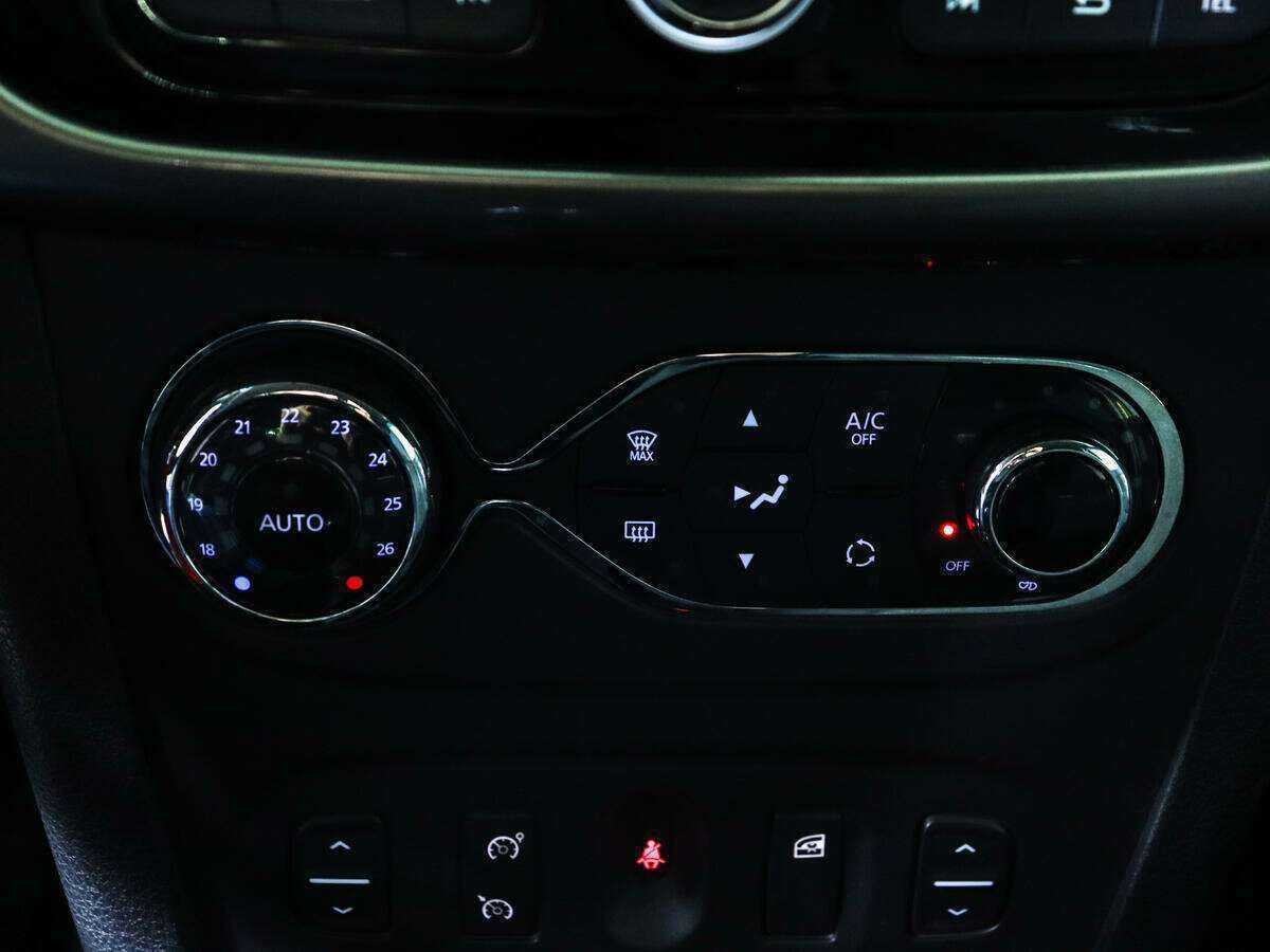 Рено Сандеро б/у, 2016, Механическая. Фото: #12