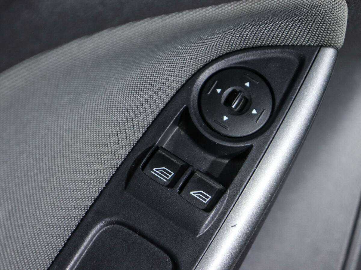 Форд Фокус б/у, 2012, Механическая. Фото: #15