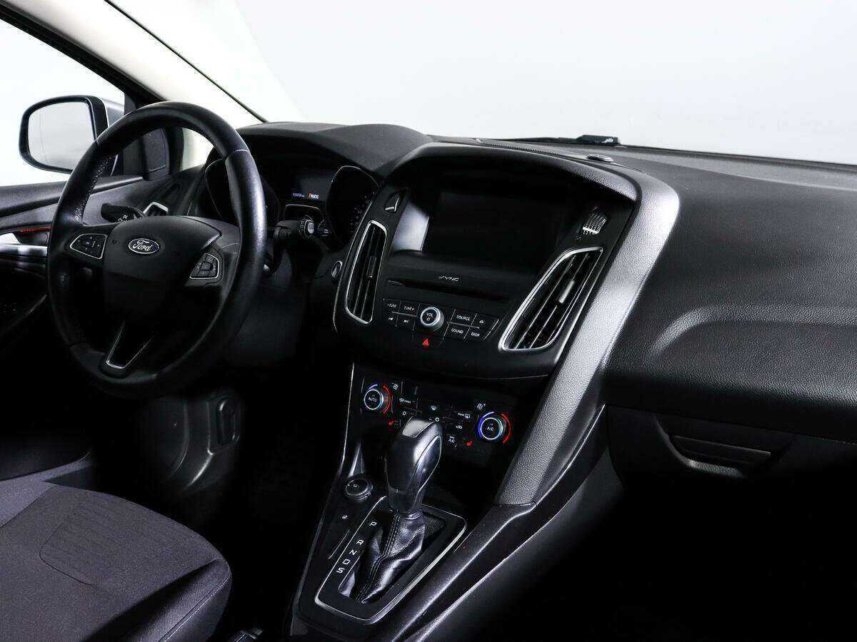 Форд Фокус б/у, 2017, Автоматическая. Фото: #6