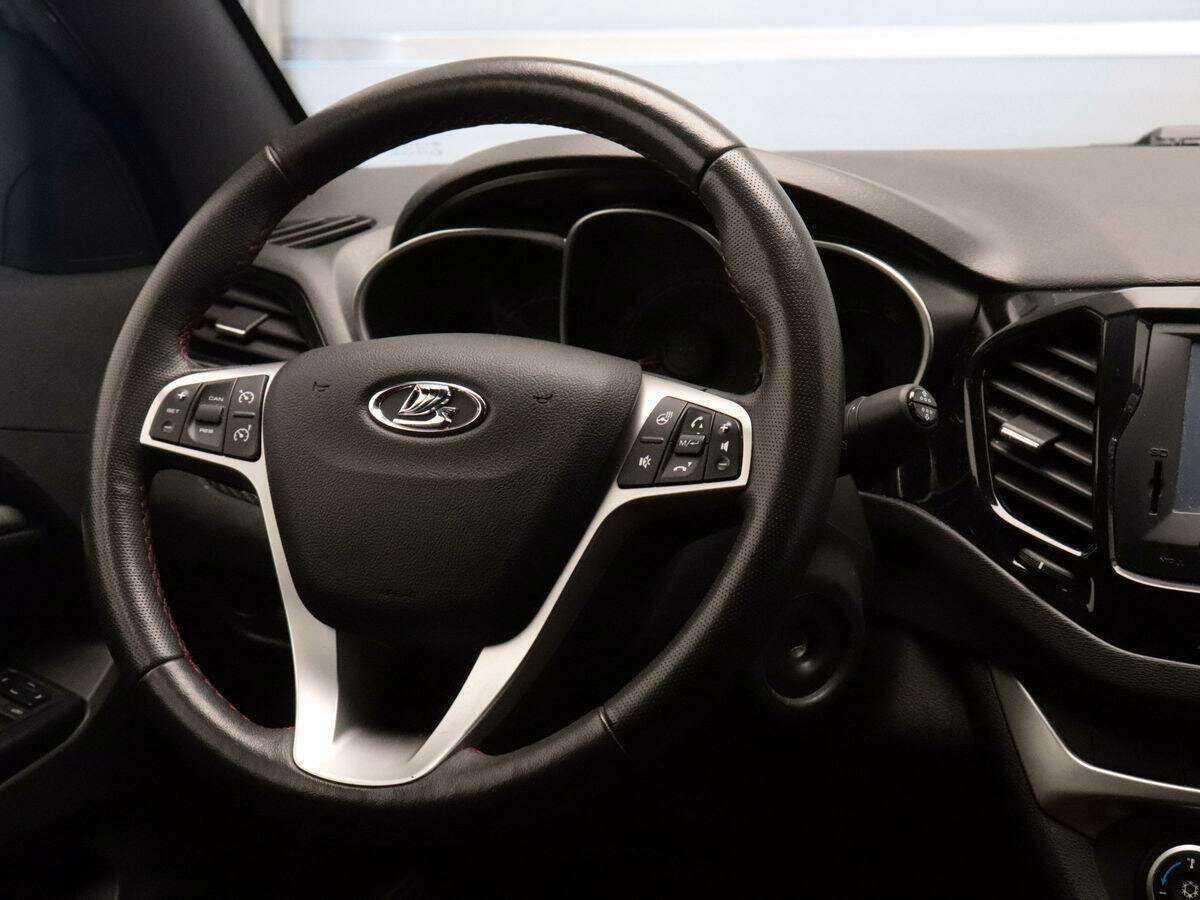 Лада (ВАЗ) Веста б/у, 2020, Механическая. Фото: #9