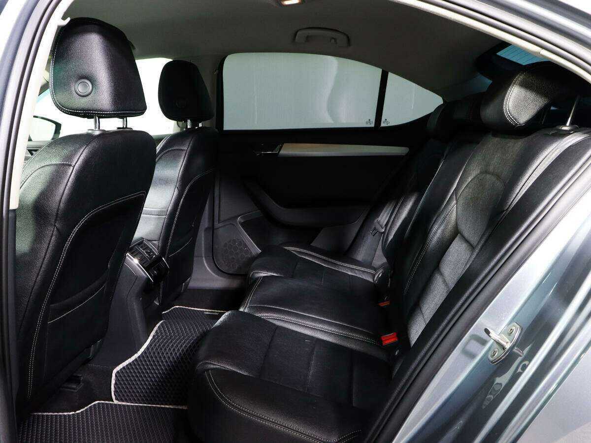 Шкода Суперб б/у, 2015, Роботизированная. Фото: #8