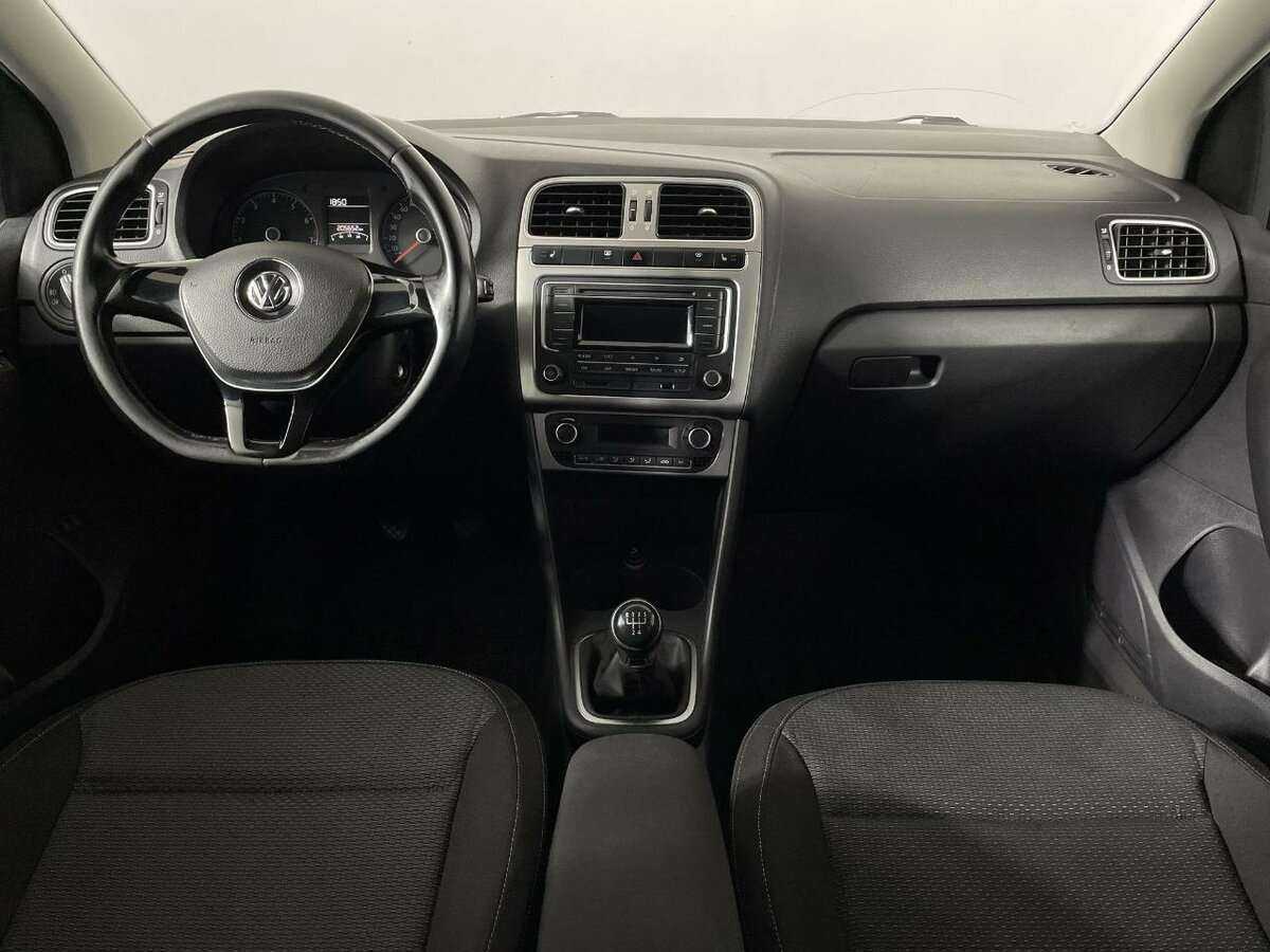 Фольксваген Поло б/у, 2015, Механическая. Фото: #5