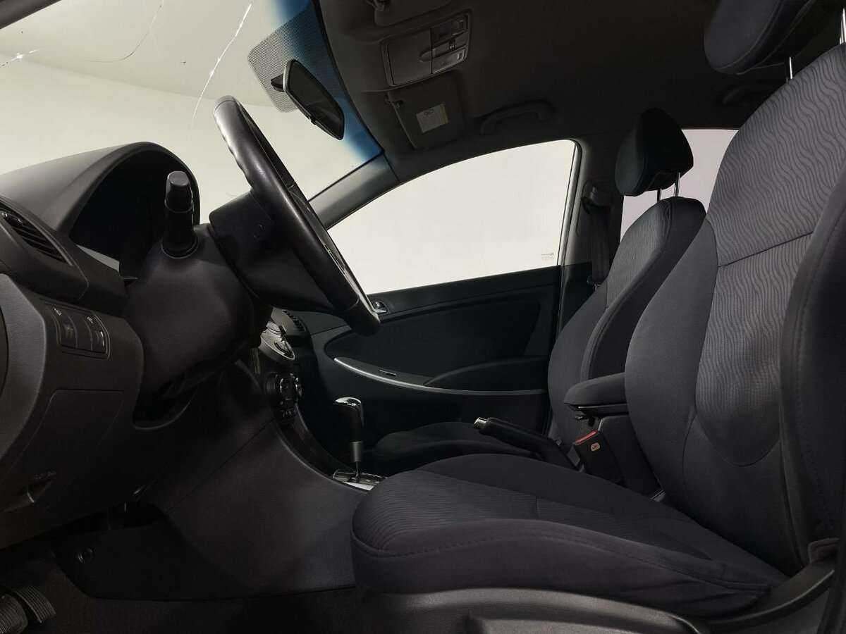 Хендай Солярис б/у, 2012, Автоматическая. Фото: #9