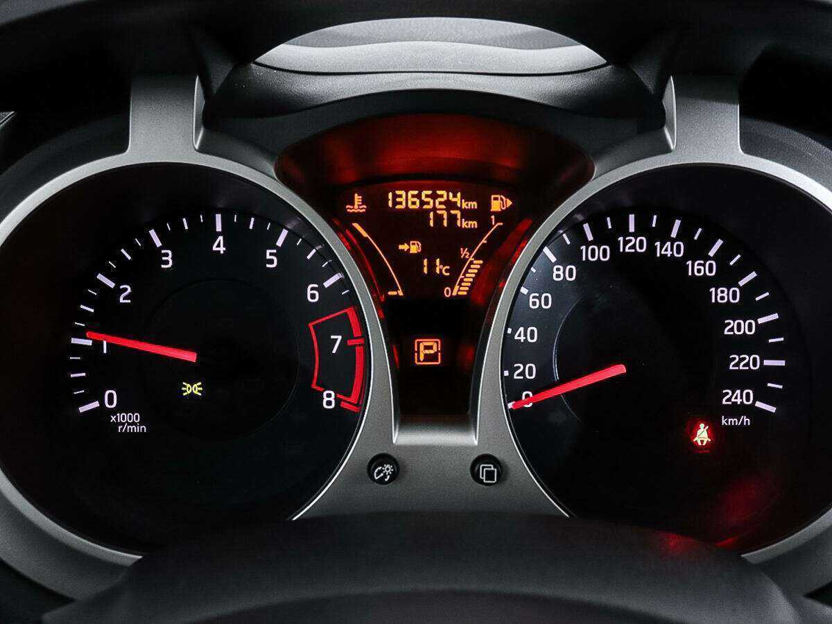 Ниссан Жук б/у, 2014, Вариатор. Фото: #10