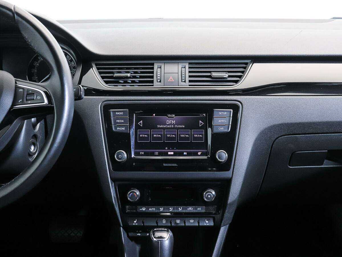 Шкода Рапид б/у, 2017, Автоматическая. Фото: #12