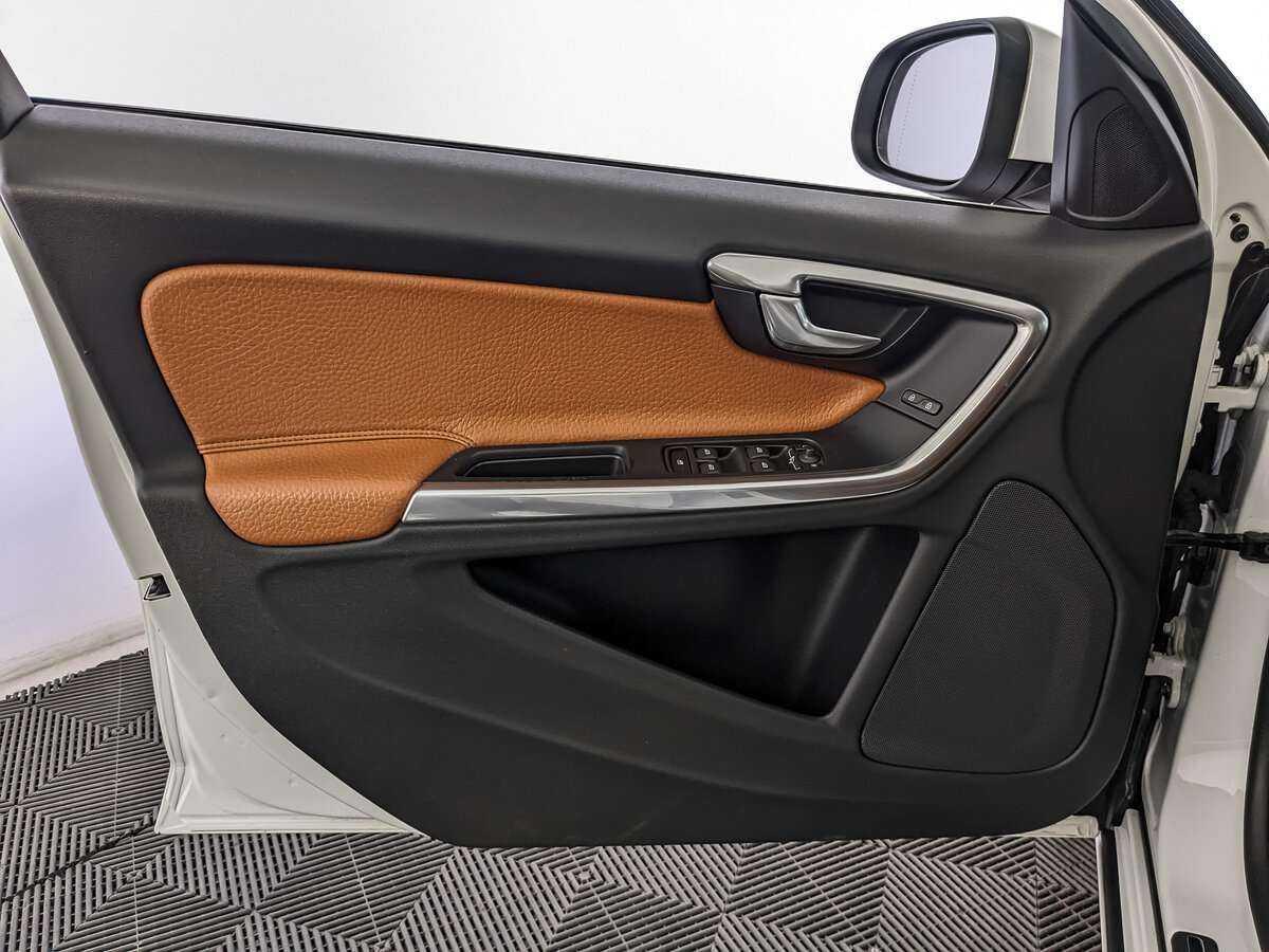 Вольво С60 б/у, 2012, Роботизированная. Фото: #16