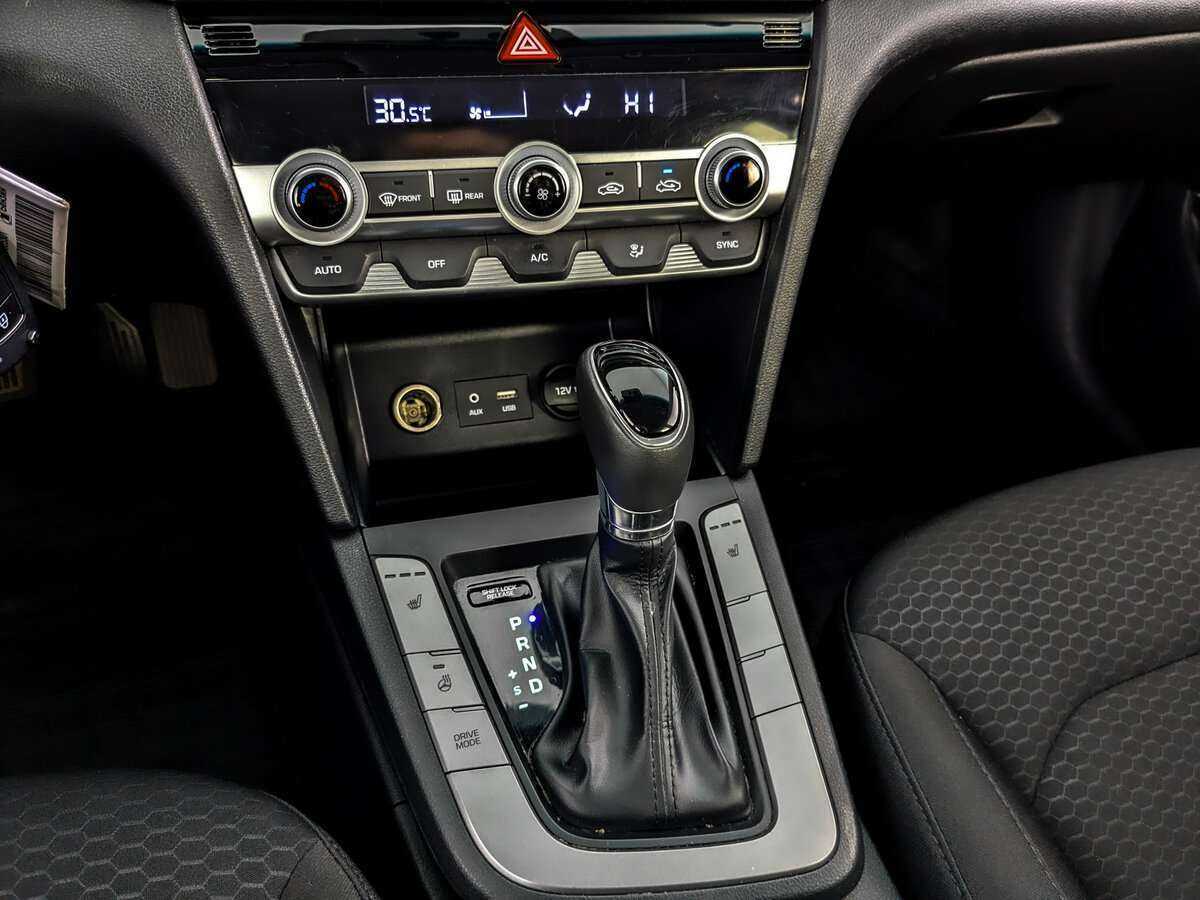 Хендай Елантра б/у, 2020, Автоматическая. Фото: #20