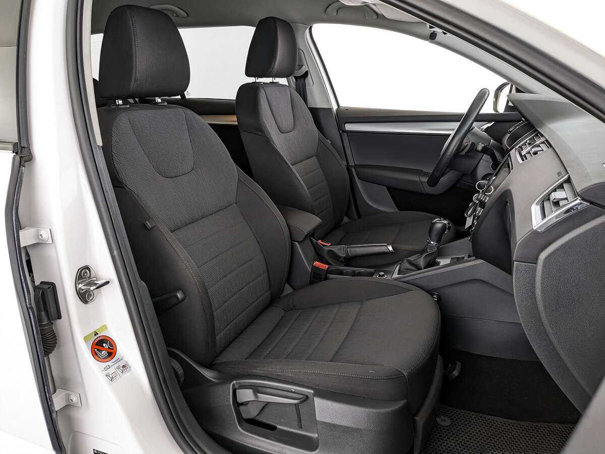 Шкода Октавия б/у, 2014, Роботизированная. Фото: #22