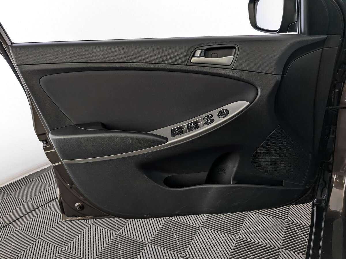 Хендай Солярис б/у, 2016, Автоматическая. Фото: #13