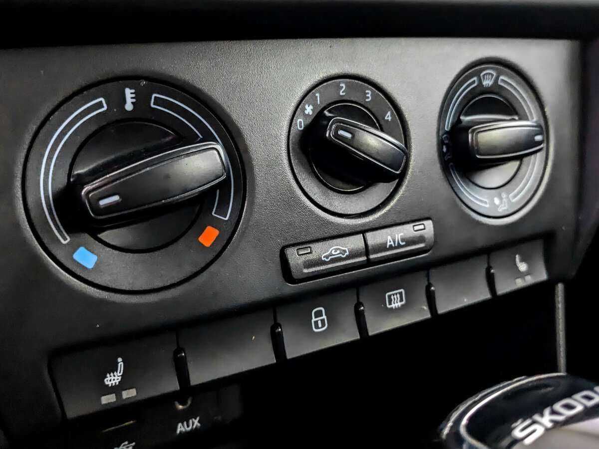 Шкода Рапид б/у, 2016, Автоматическая. Фото: #19