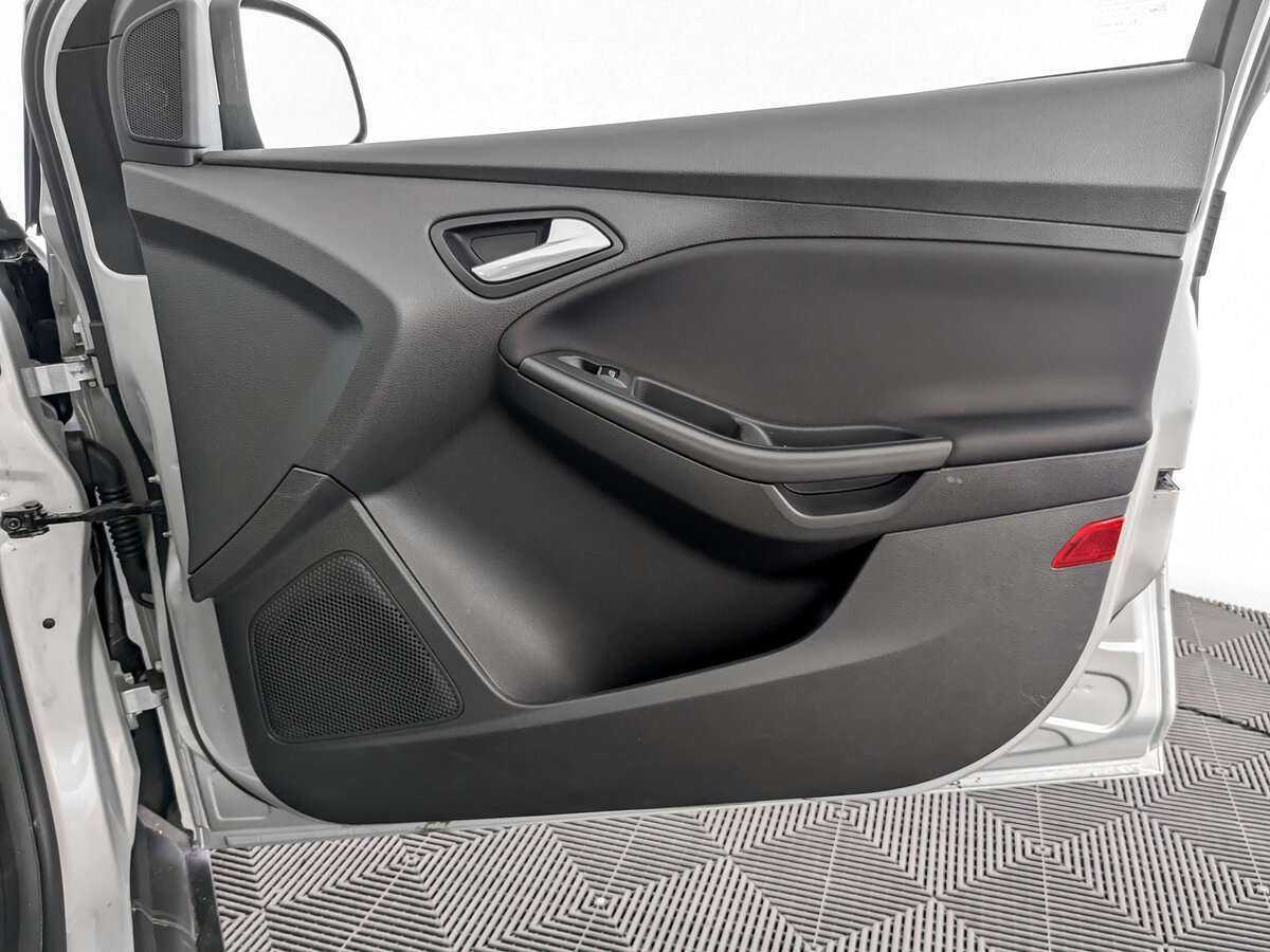 Форд Фокус б/у, 2016, Роботизированная. Фото: #19