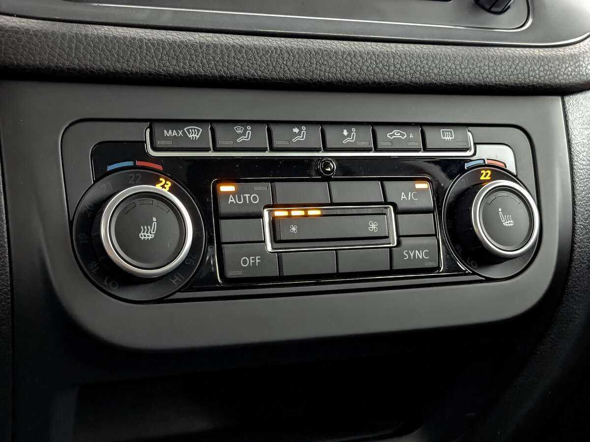 Фольксваген Тигуан б/у, 2015, Роботизированная. Фото: #16