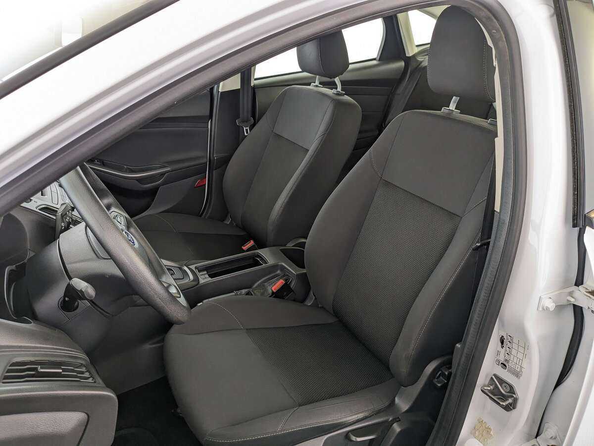 Форд Фокус б/у, 2018, Роботизированная. Фото: #15