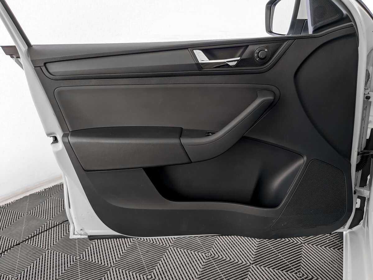 Шкода Рапид б/у, 2017, Механическая. Фото: #14