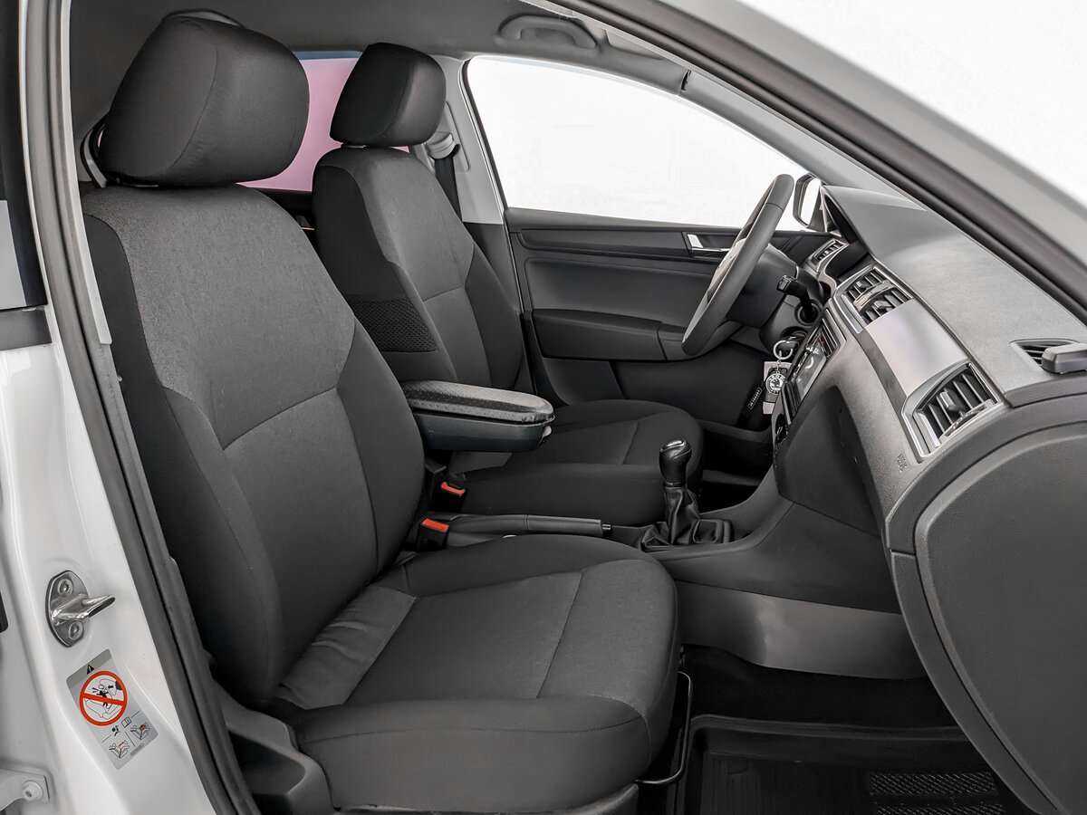 Шкода Рапид б/у, 2017, Механическая. Фото: #18