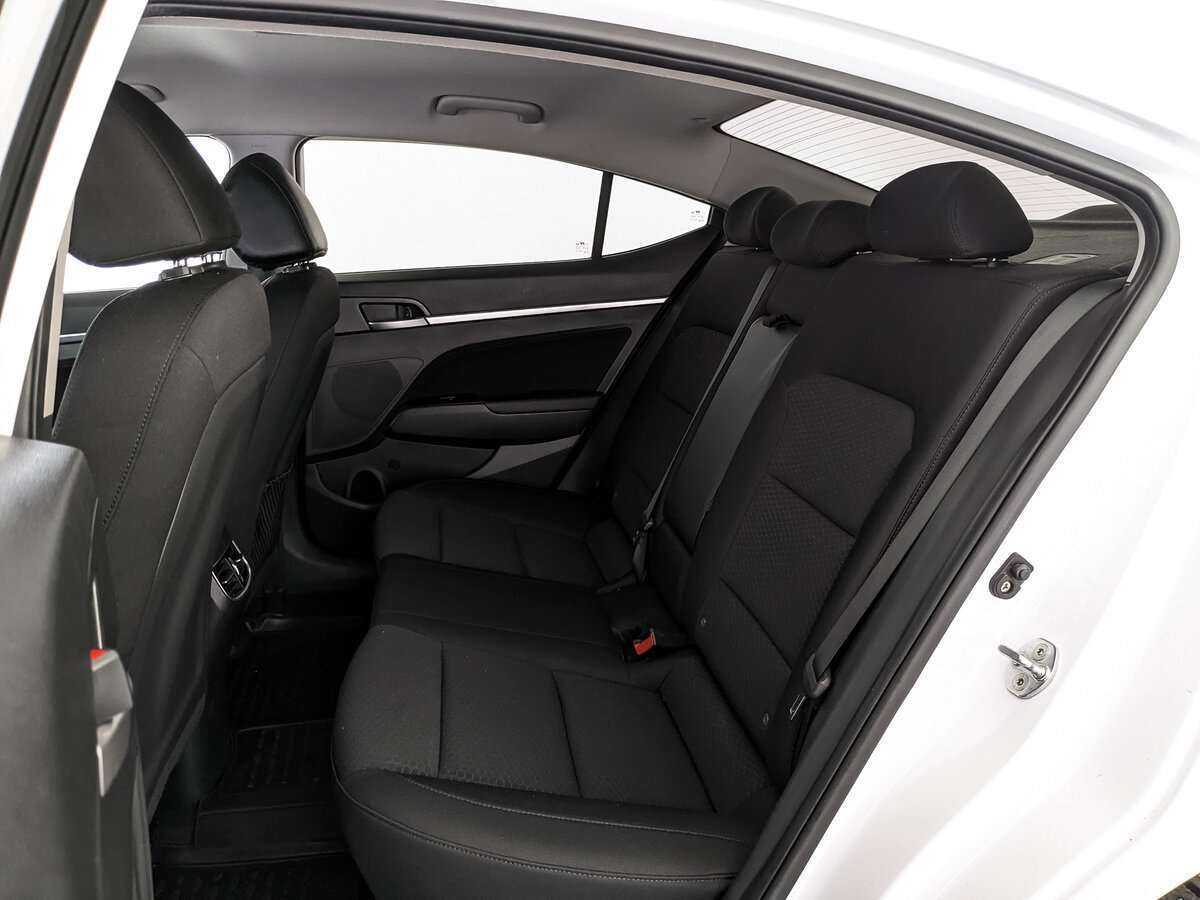 Хендай Елантра б/у, 2020, Автоматическая. Фото: #13