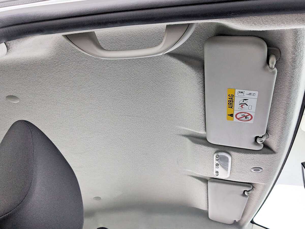 Рено Логан б/у, 2017, Автоматическая. Фото: #17