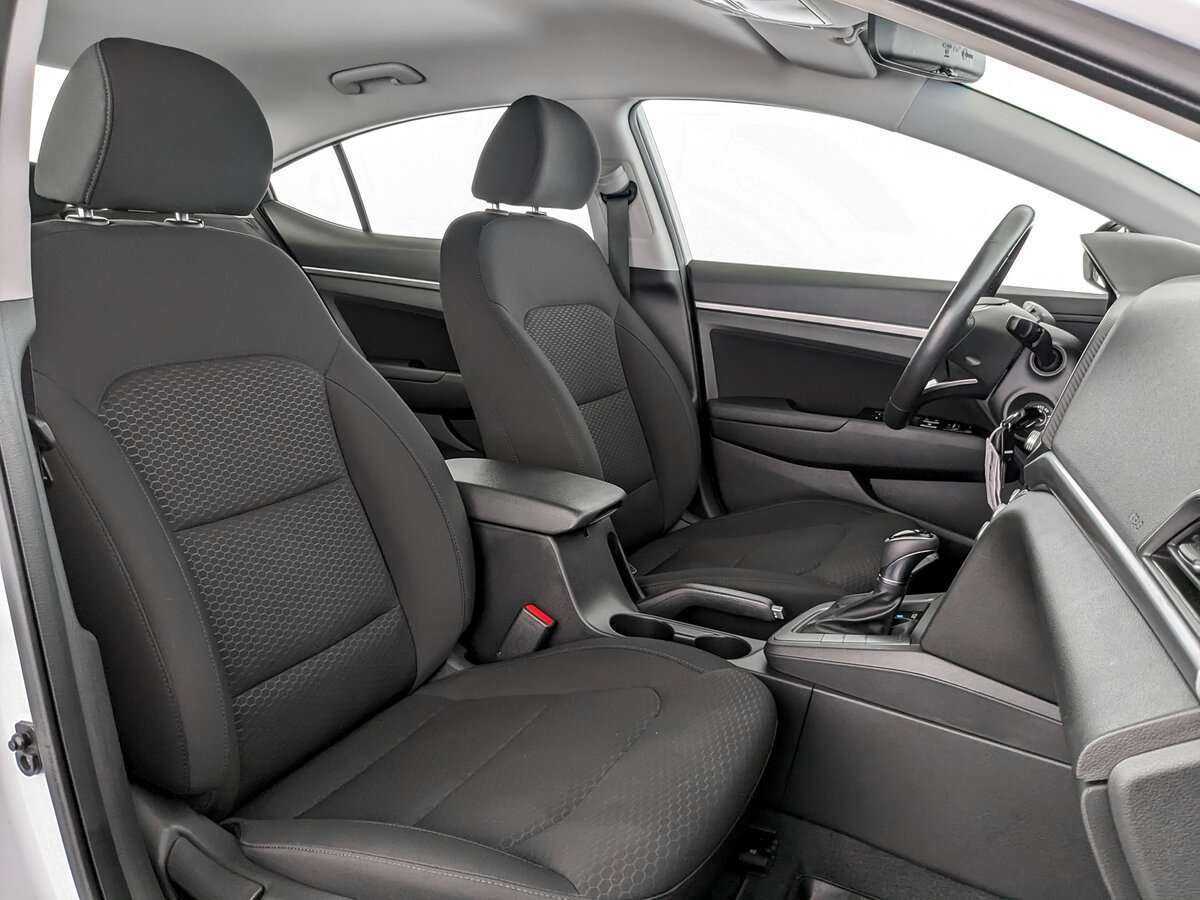 Хендай Елантра б/у, 2020, Автоматическая. Фото: #17