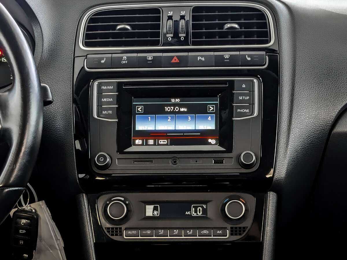 Фольксваген Поло б/у, 2017, Роботизированная. Фото: #12