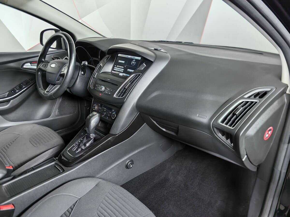 Форд Фокус б/у, 2016, Роботизированная. Фото: #8