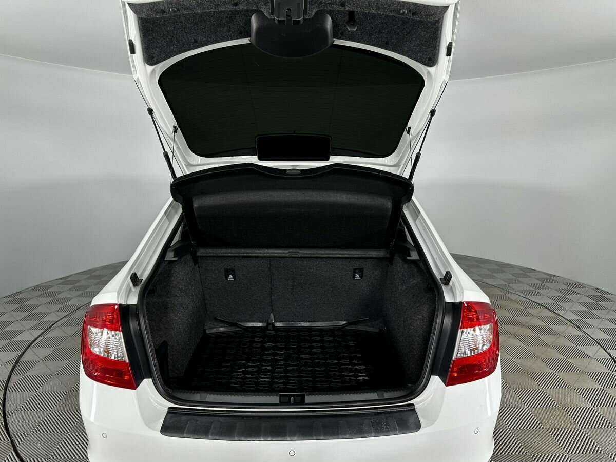 Шкода Рапид б/у, 2016, Роботизированная. Фото: #16