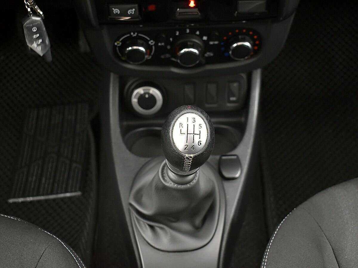 Рено Дастер б/у, 2017, Механическая. Фото: #13