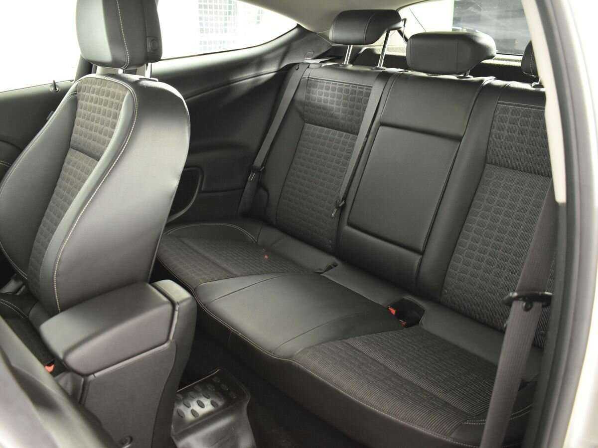 Опель Астра б/у, 2013, Автоматическая. Фото: #13