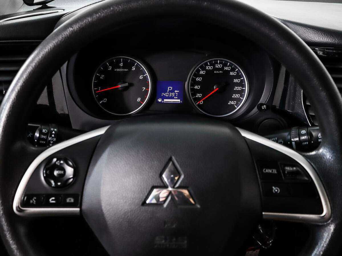 Митсубиши Оутлэндер б/у, 2016, Вариатор. Фото: #16