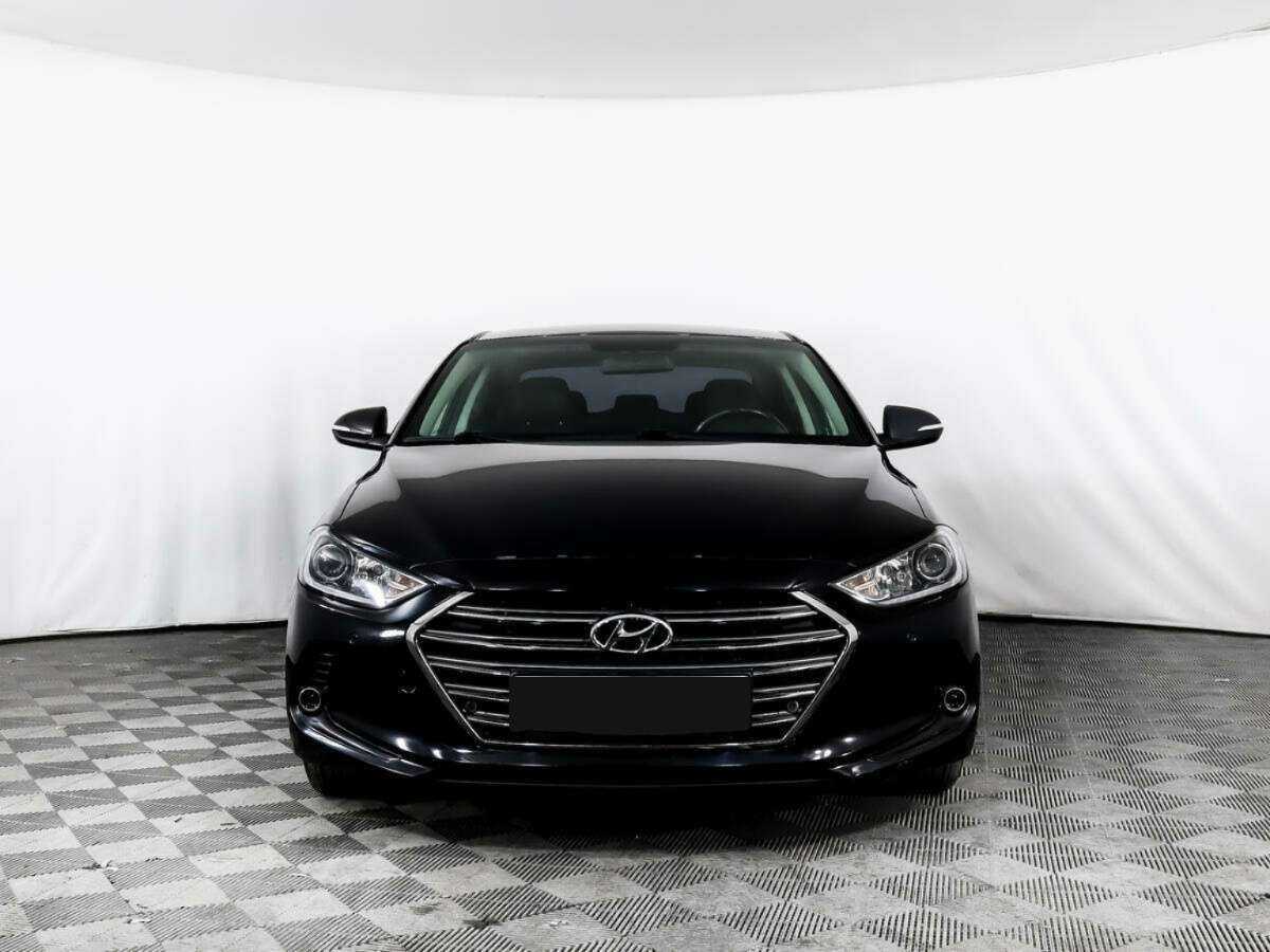 Хендай Елантра б/у, 2017, Автоматическая. Фото: #1