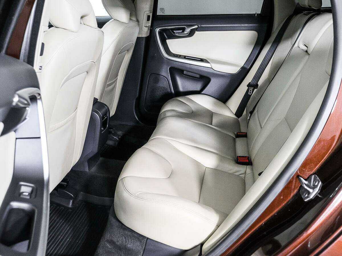 Вольво ИксЦ60 б/у, 2014, Автоматическая. Фото: #11