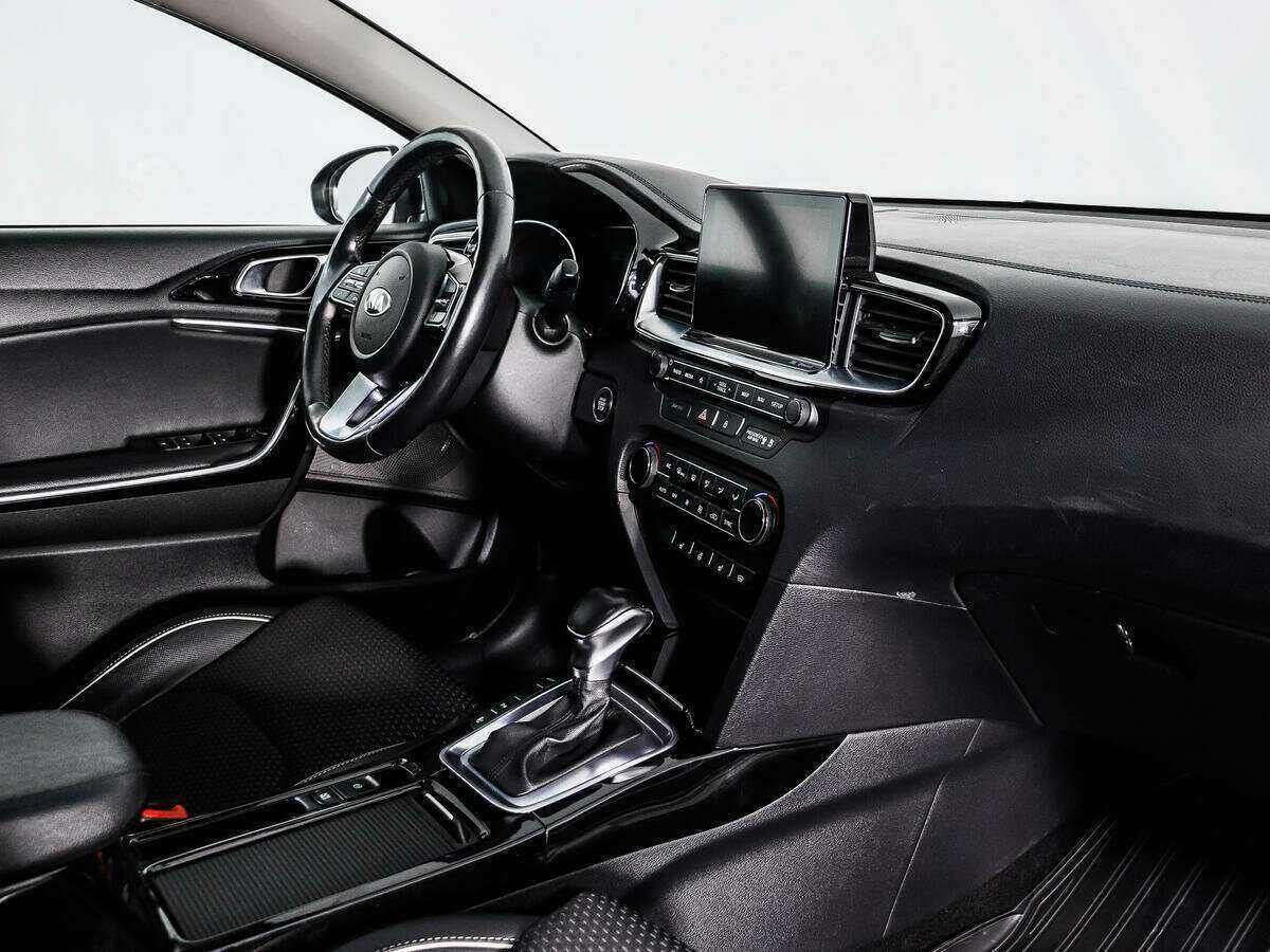 Киа Сид б/у, 2018, Роботизированная. Фото: #14