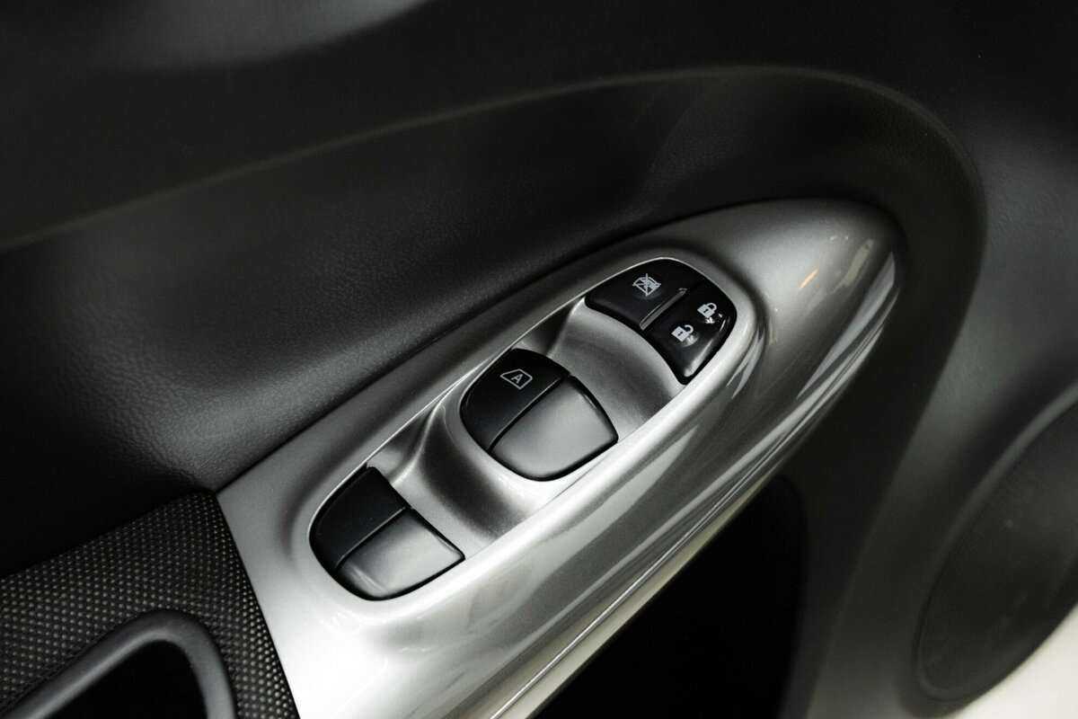 Ниссан Жук б/у, 2014, Вариатор. Фото: #12