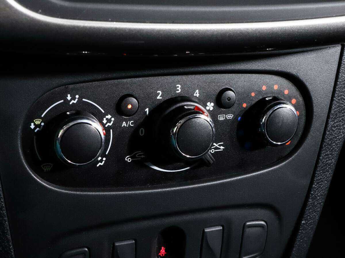 Рено Логан б/у, 2022, Вариатор. Фото: #11