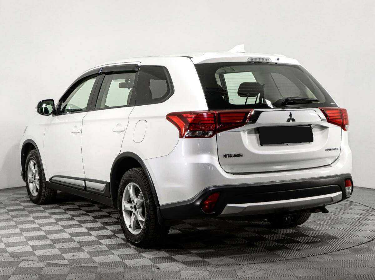 Митсубиши Оутлэндер б/у, 2018, Вариатор. Фото: #5