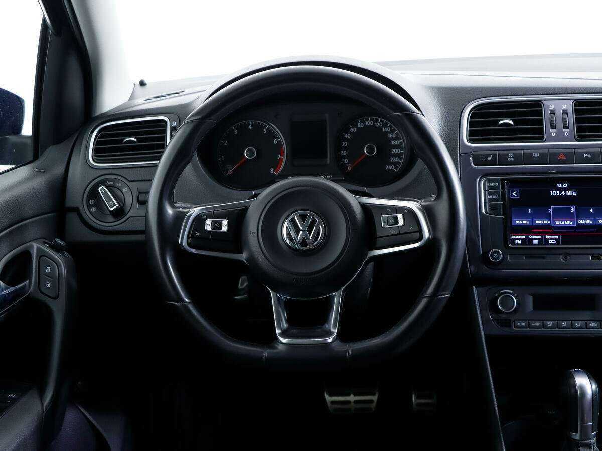 Фольксваген Поло б/у, 2018, Роботизированная. Фото: #11