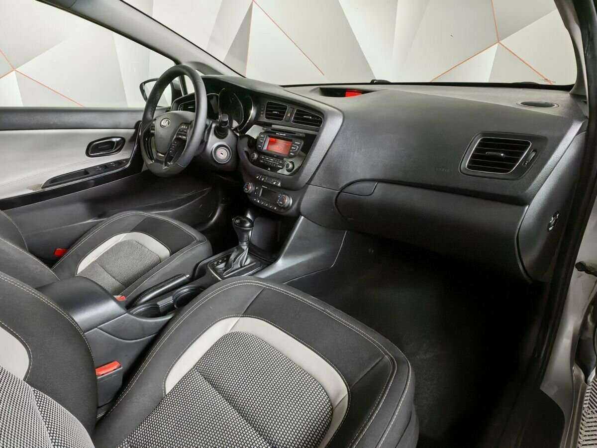 Киа Сид б/у, 2015, Автоматическая. Фото: #7