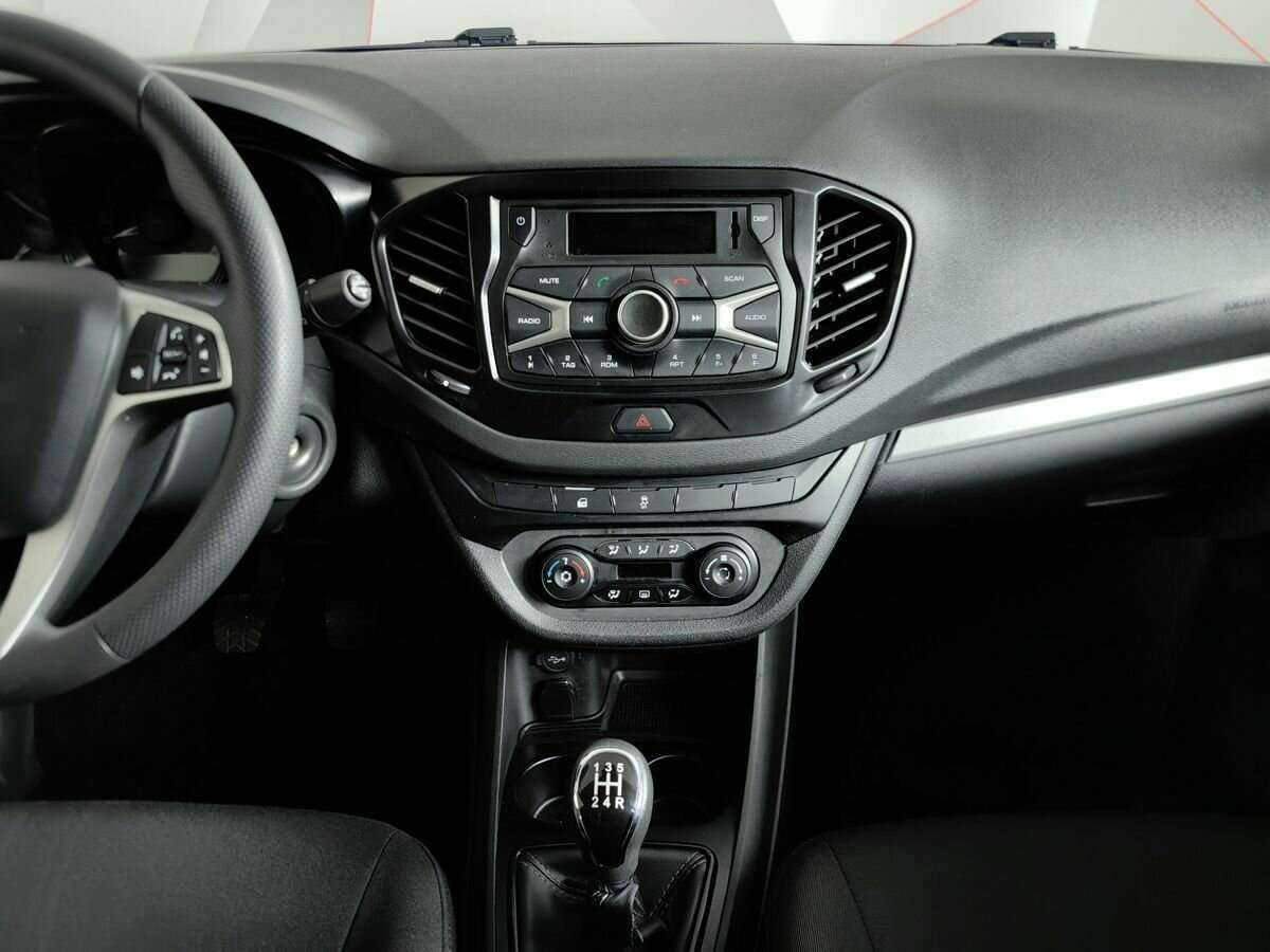 Лада (ВАЗ) Веста б/у, 2021, Механическая. Фото: #10