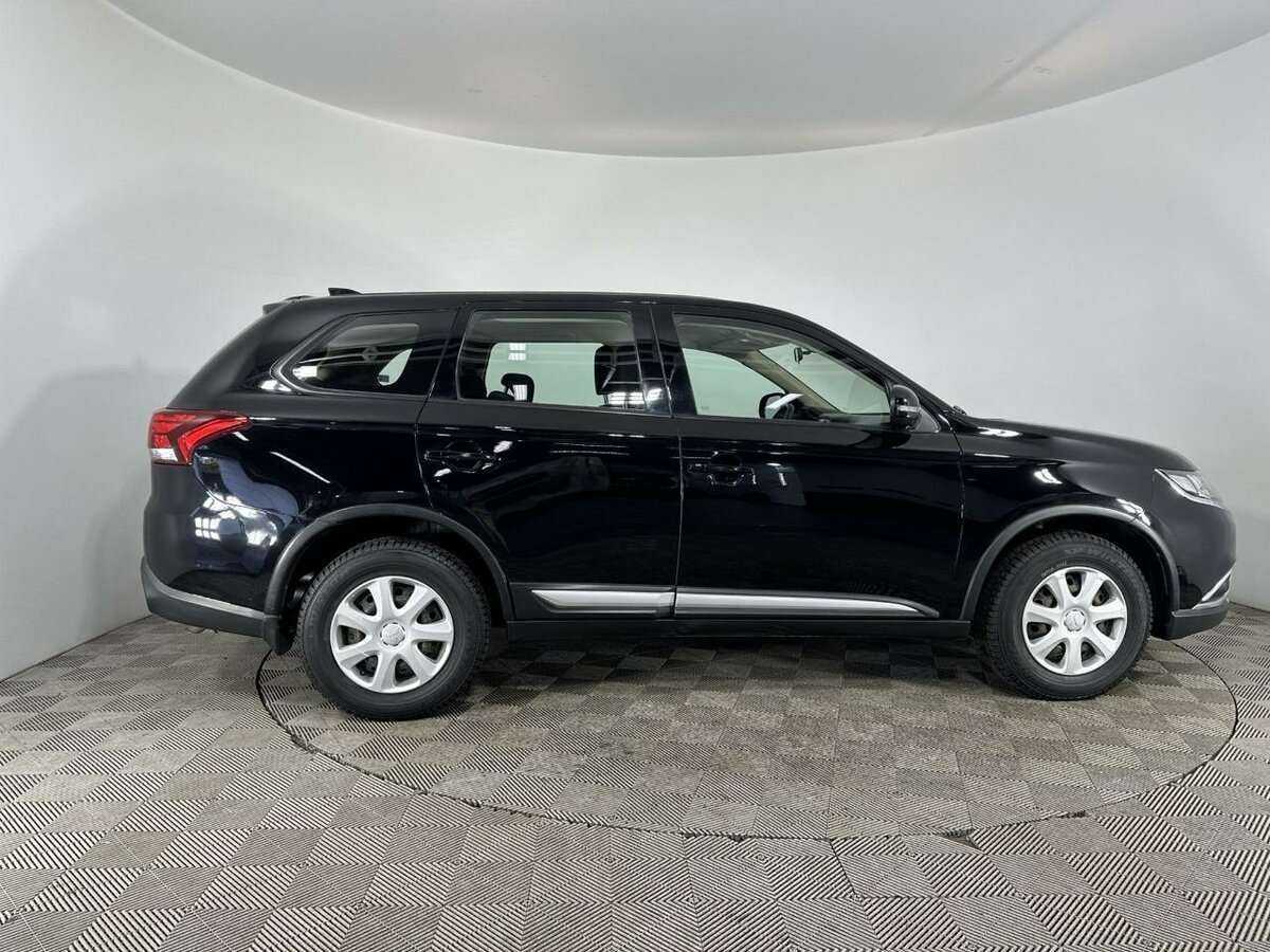 Митсубиши Оутлэндер б/у, 2017, Вариатор. Фото: #3