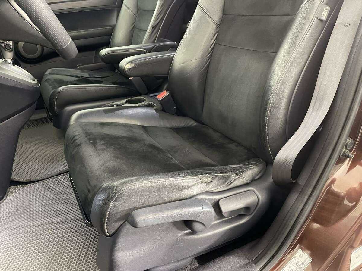 Хонда ЦР-В б/у, 2012, Автоматическая. Фото: #9