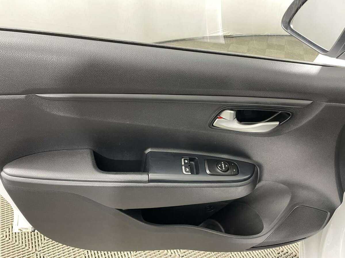 Киа Рио б/у, 2021, Автоматическая. Фото: #7