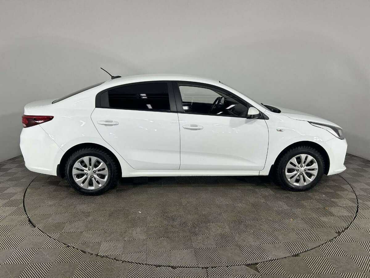 Киа Рио б/у, 2018, Механическая. Фото: #3