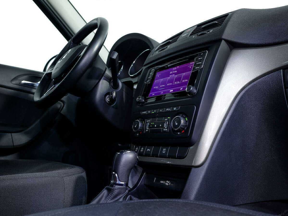 Шкода Йети б/у, 2015, Роботизированная. Фото: #14