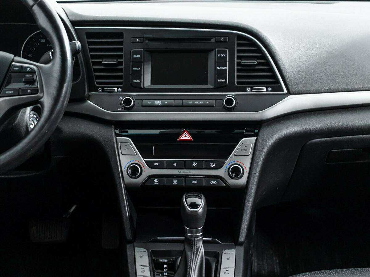 Хендай Елантра б/у, 2016, Автоматическая. Фото: #13